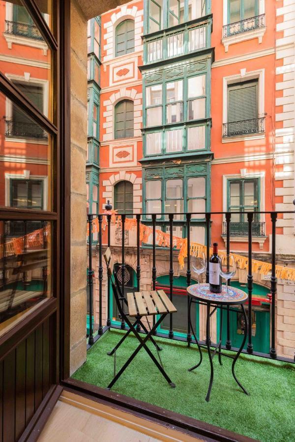 Apartmán Bilbao Chic Barrena Old Town Exteriér fotografie