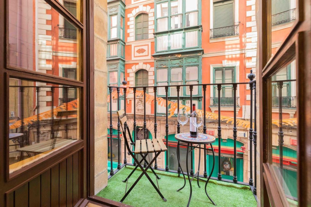 Apartmán Bilbao Chic Barrena Old Town Exteriér fotografie